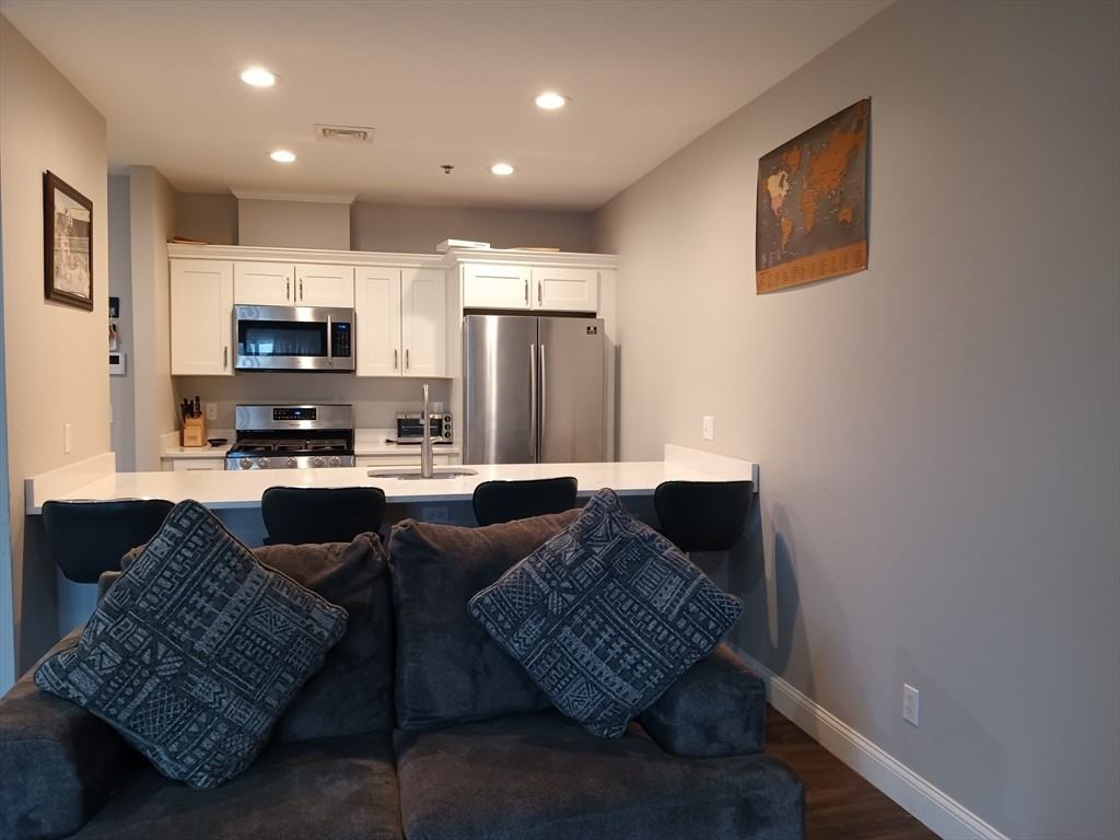 181 S Franklin St #105 - Photo 3 of 14