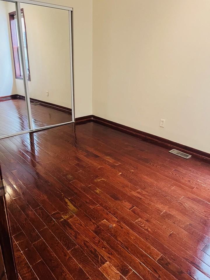 920 N Drake Ave #2A1stFL - Photo 7 of 11