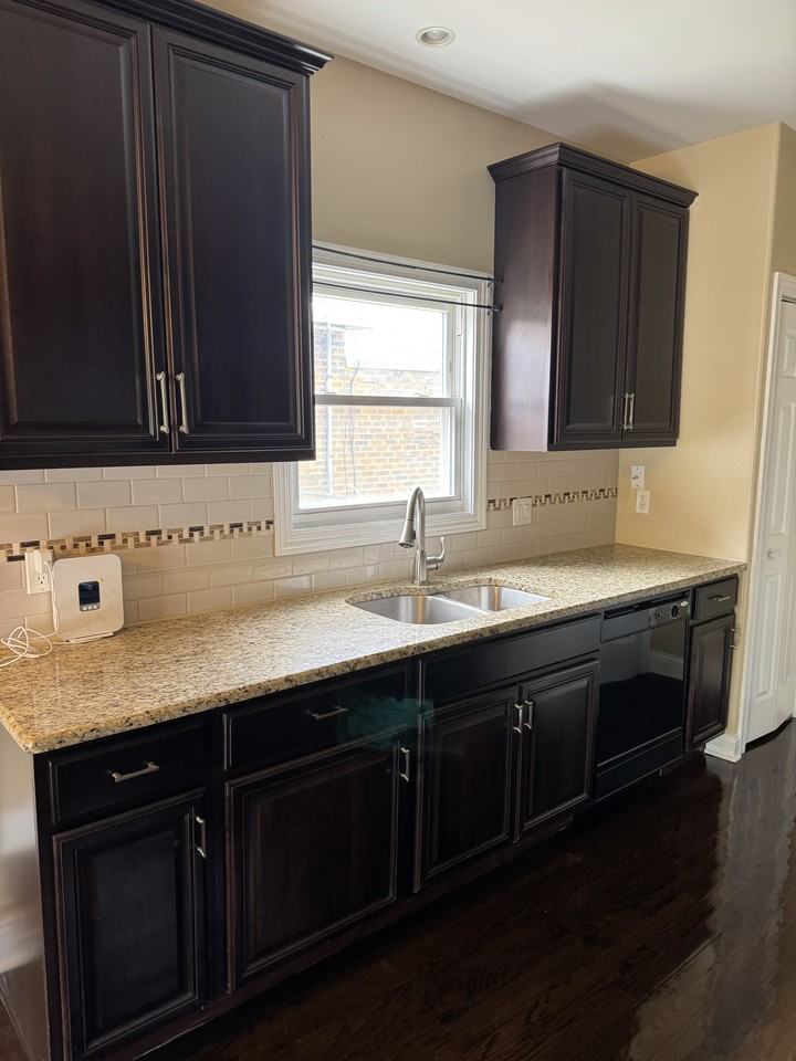 7128 Jefferson Ave #NA - Photo 2 of 9