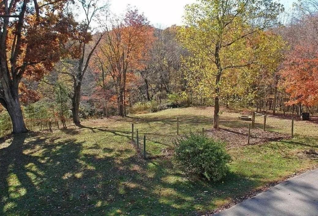 126 Baymeadow Ln #NA - Photo 3 of 11