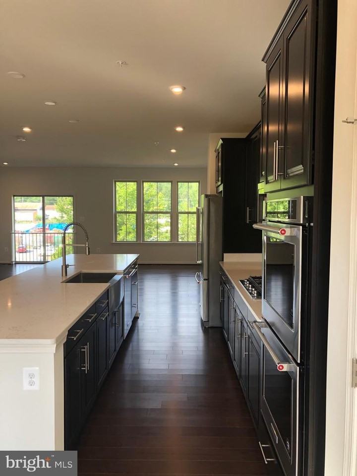 2950 Timberneck Way #2950 - Photo 6 of 25