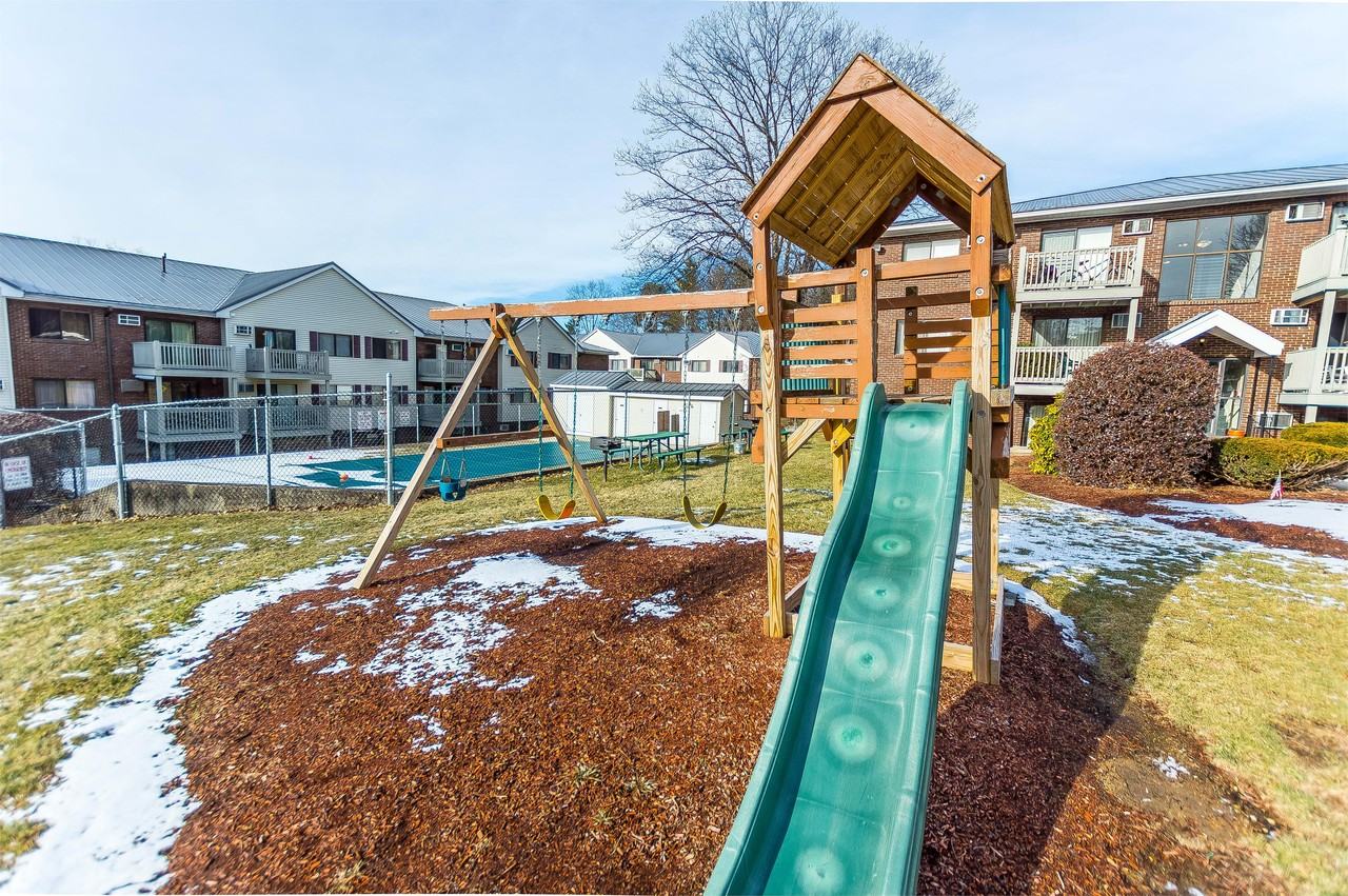 31 Andrew Street - 25Unit 25 #25 - Photo 5 of 16