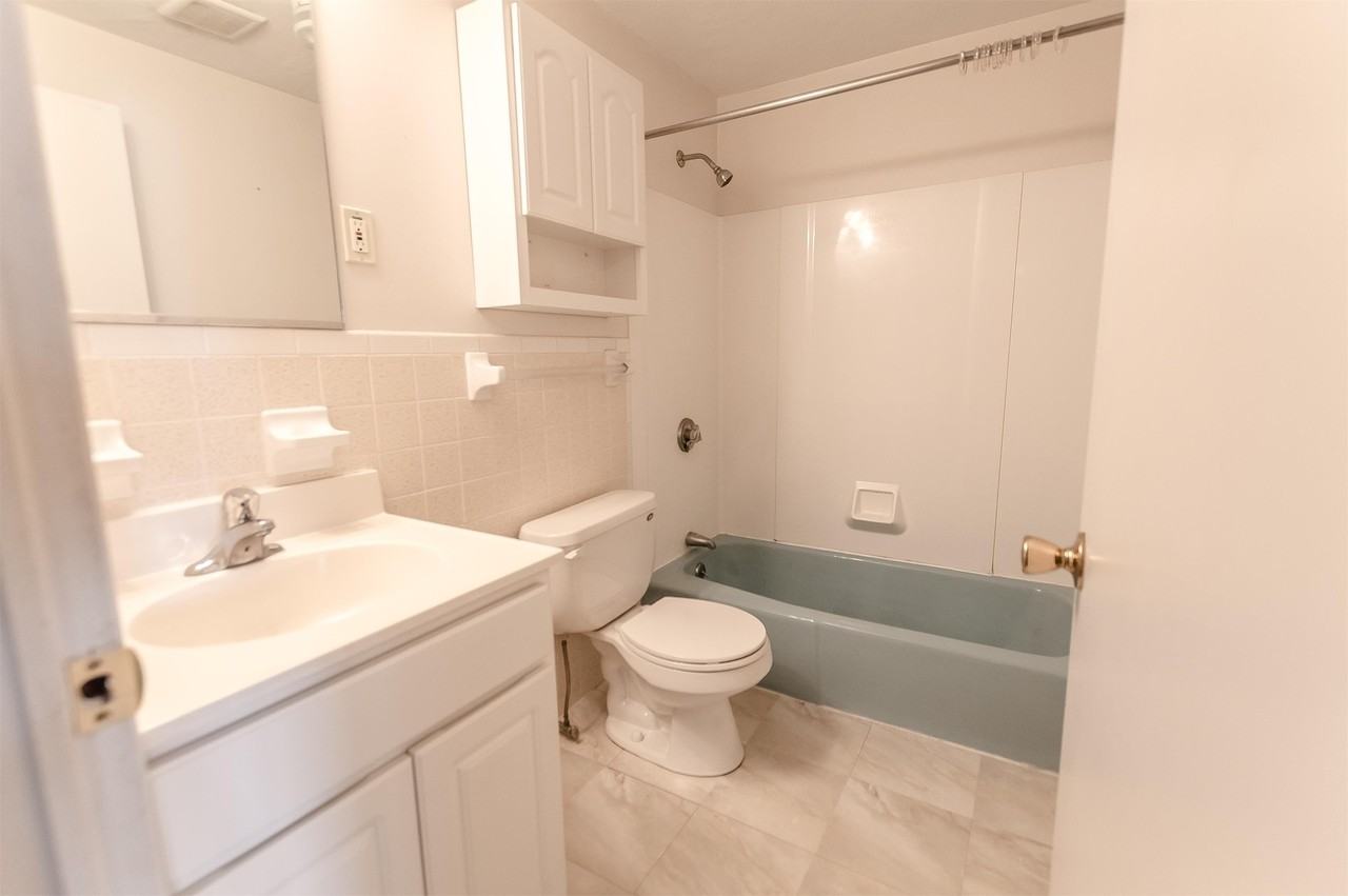 31 Andrew Street - 25Unit 25 #25 - Photo 7 of 16