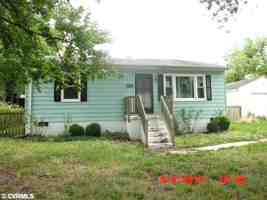 featured image of 207 N Fern Ave #1