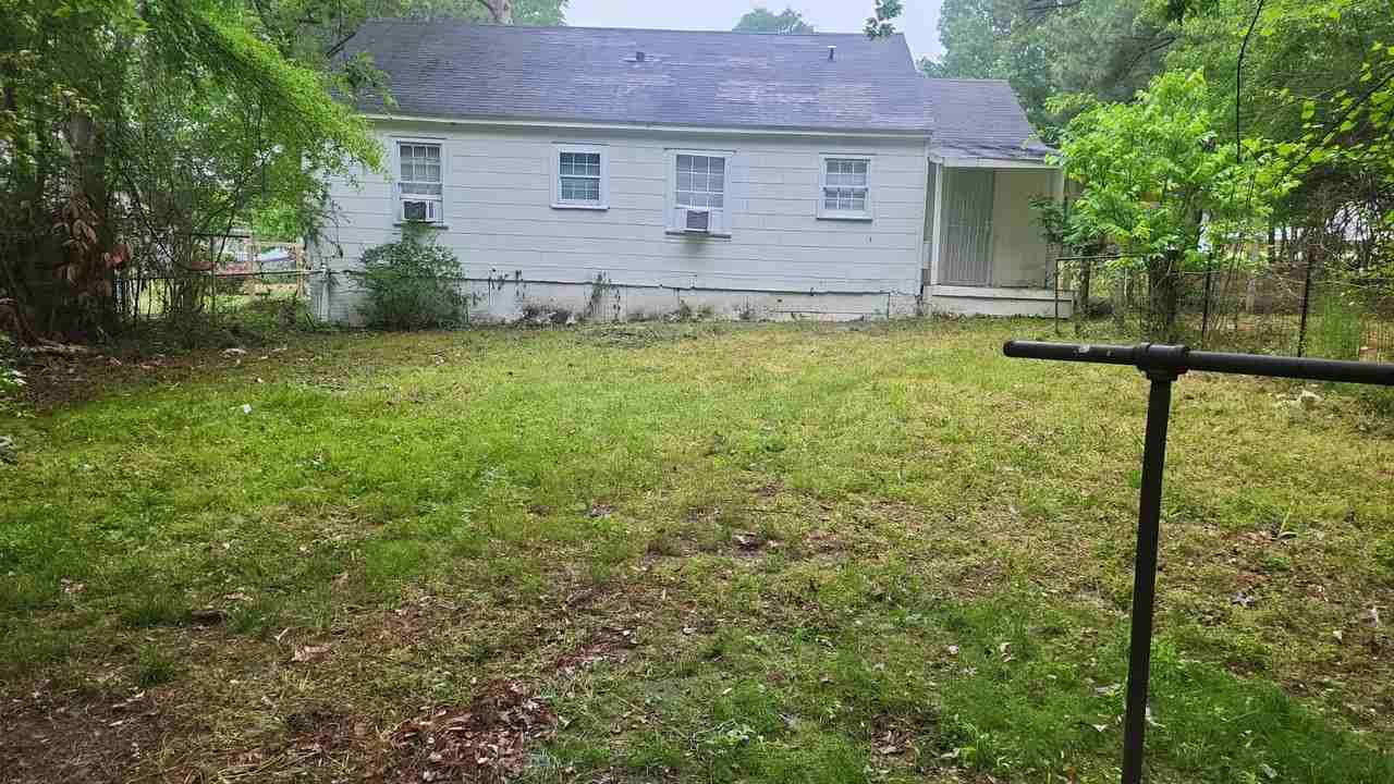 1830 Westover St #1 - Photo 2 of 15