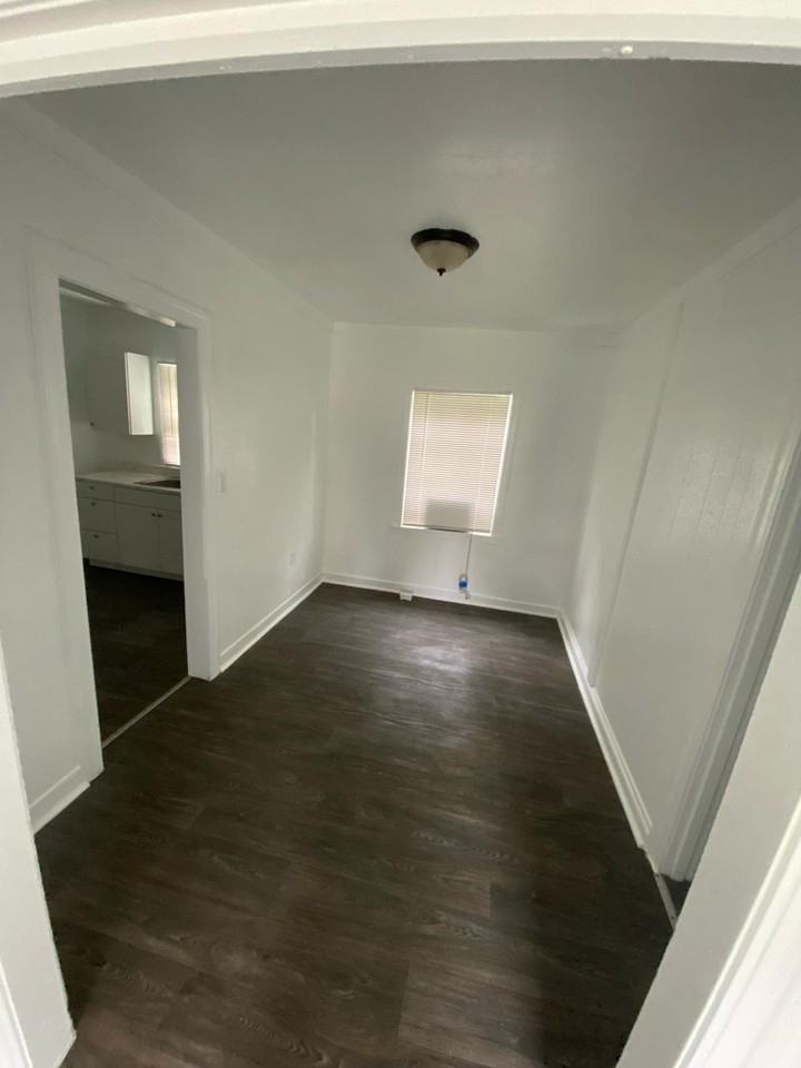 1830 Westover St #1 - Photo 7 of 15