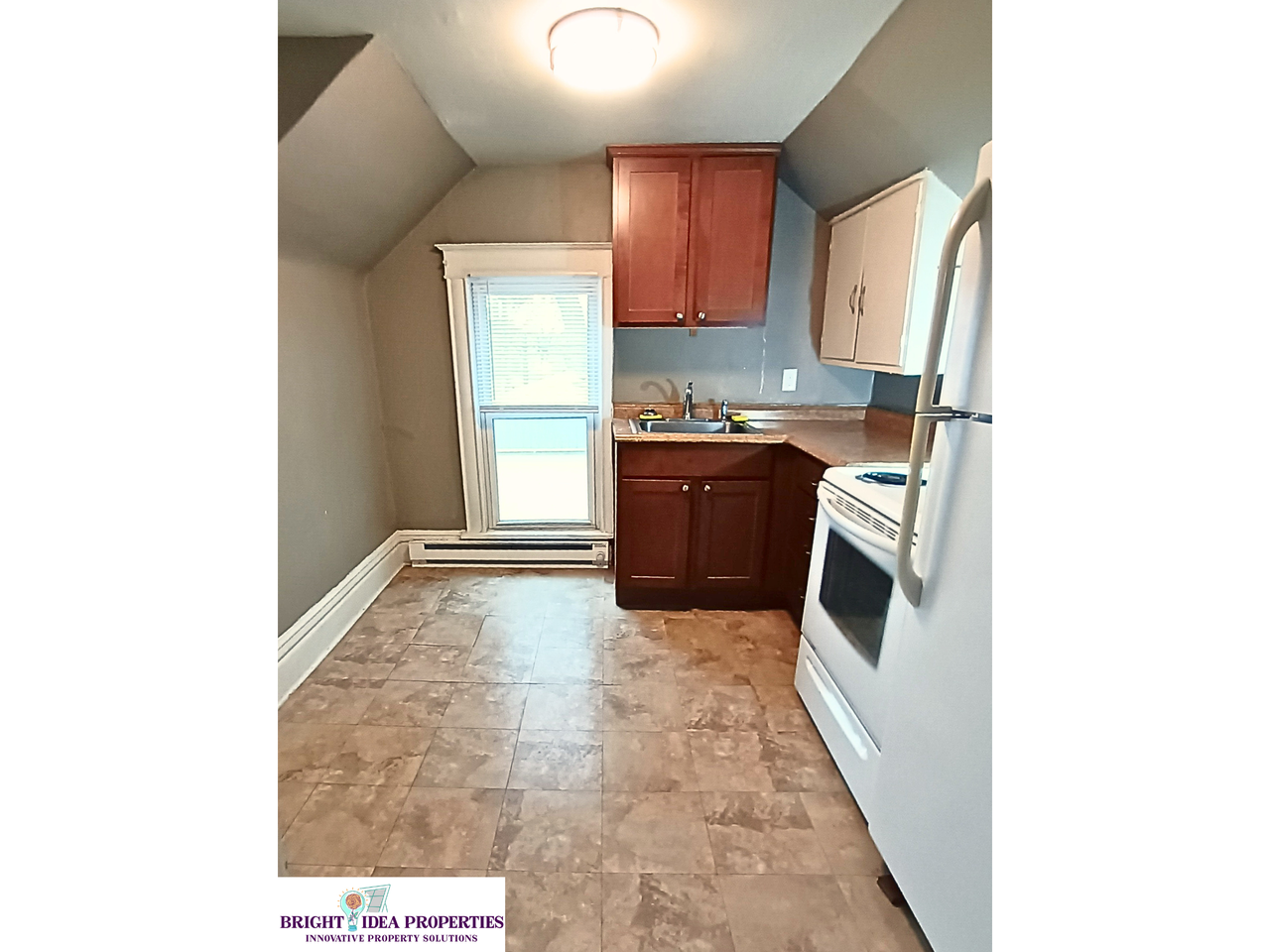 426 Fillmore St Ne #1 - Photo 5 of 18