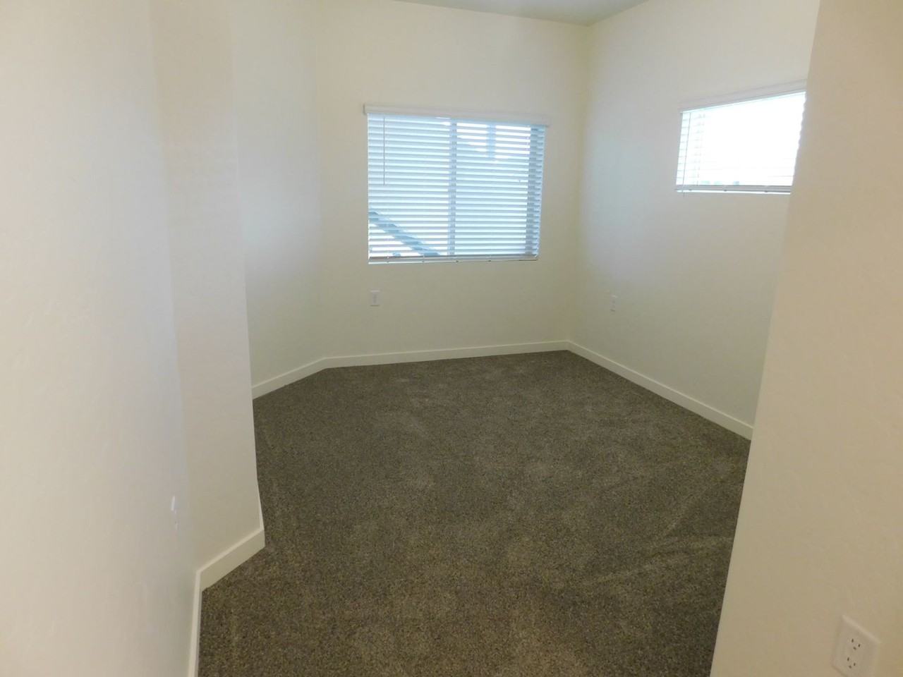 658 Brookwillow Drive - Photo 6 of 24
