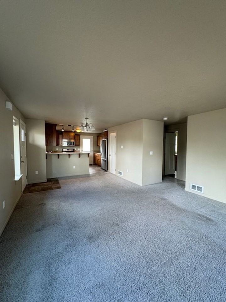 230 Taylor St - Photo 4 of 14