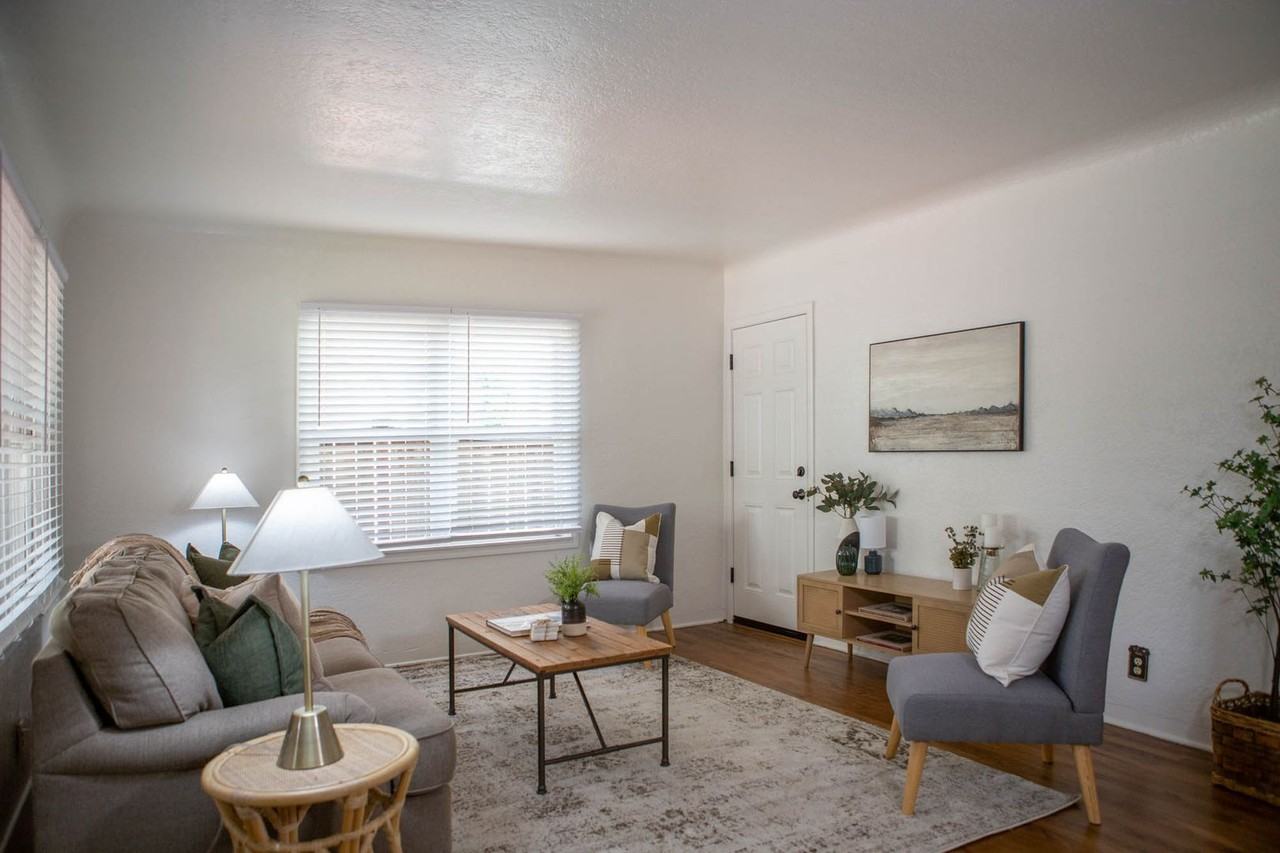 341 W 1st Ave - Photo 5 of 42