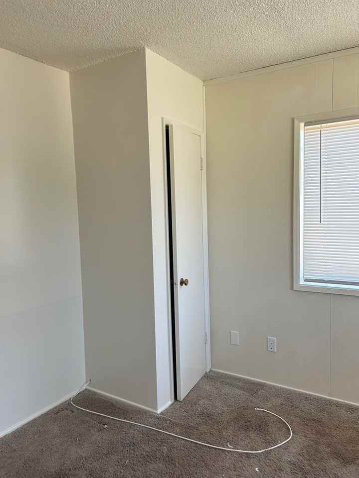 7634 Fox Trl #B - Photo 5 of 9