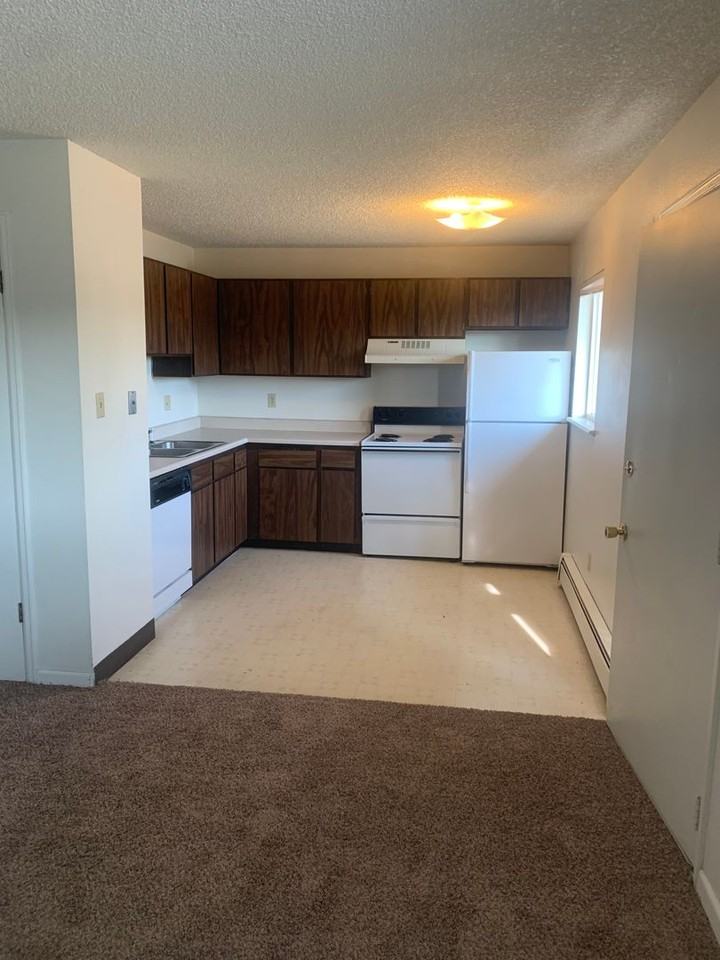 4930 King Arthur Way - Photo 2 of 7