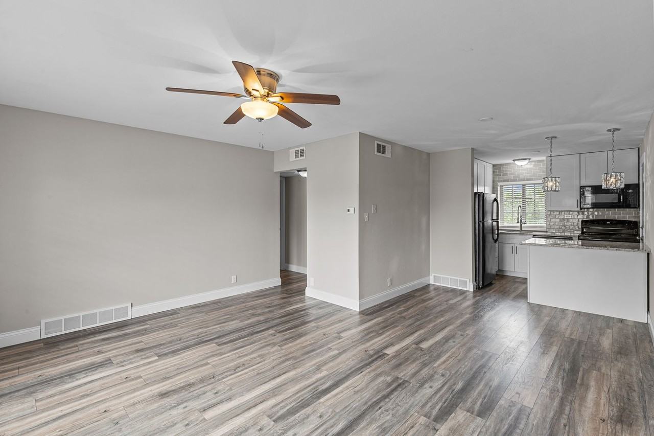 Anic Manor Apartments - Photo 5 of 16
