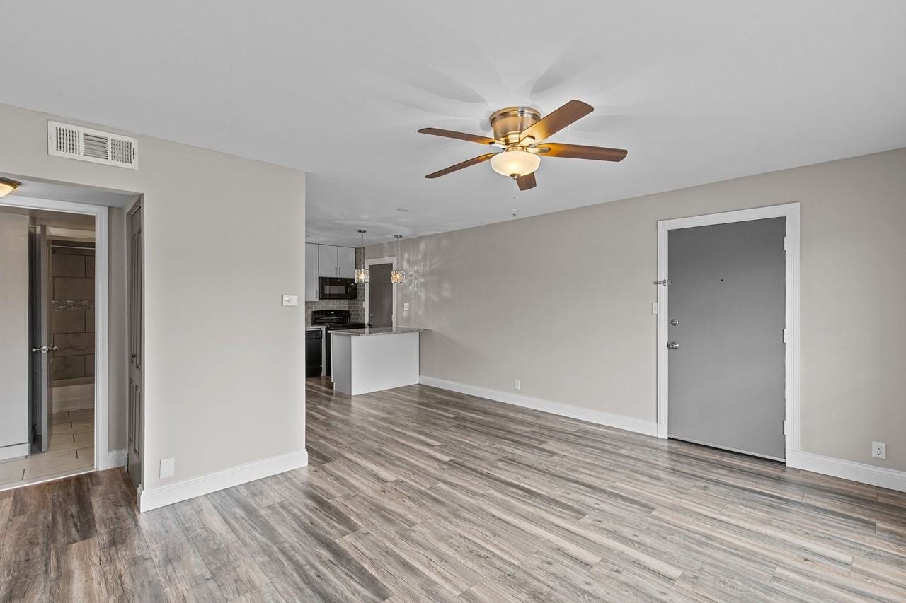 Anic Manor Apartments - Photo 6 of 16