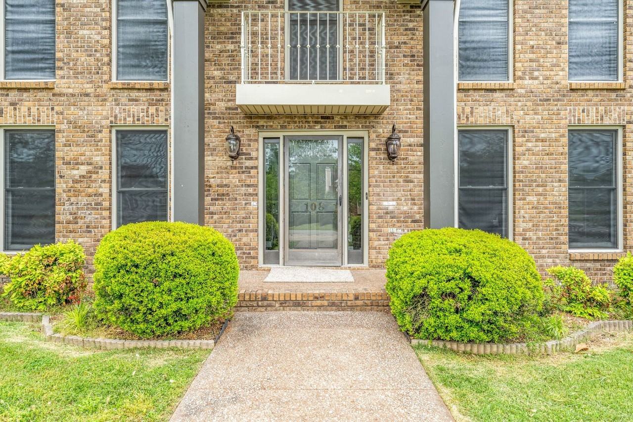 108 Rolling Meadow Dr - Photo 4 of 44