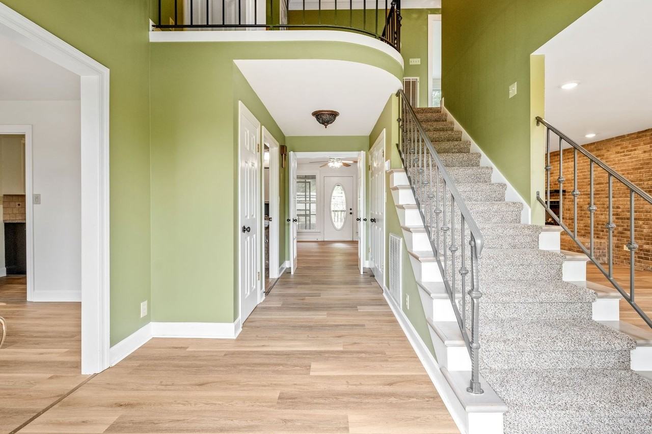 108 Rolling Meadow Dr - Photo 5 of 44