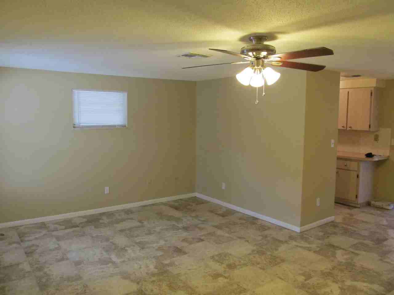 5301 89th Ave N - Photo 4 of 22