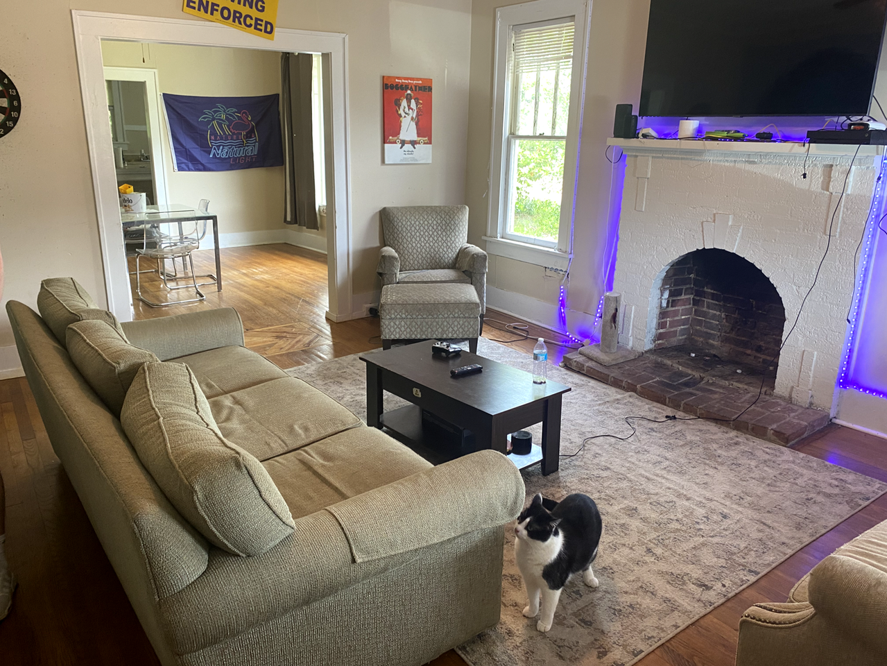 700 W Georgia Ave - Photo 2 of 8