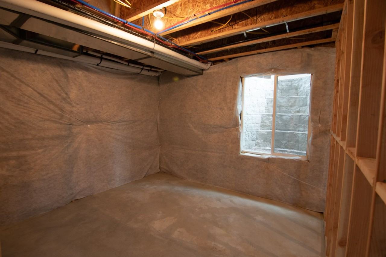2034 E Pepper View Cir - Photo 2 of 50