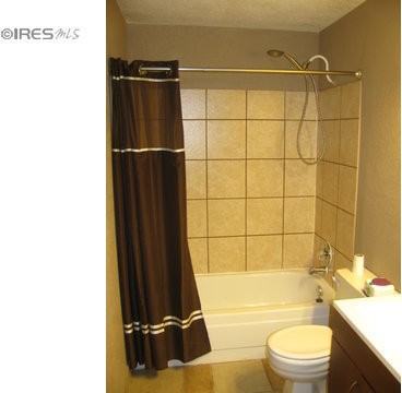 706 W Cleveland Cir - Photo 3 of 8