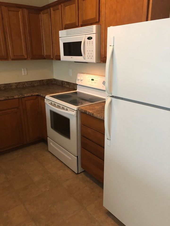 3246 Avenue C - Photo 5 of 13