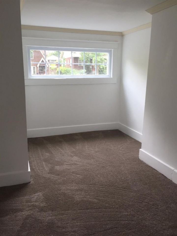 1714 Ashwood Ave #C - Photo 7 of 10