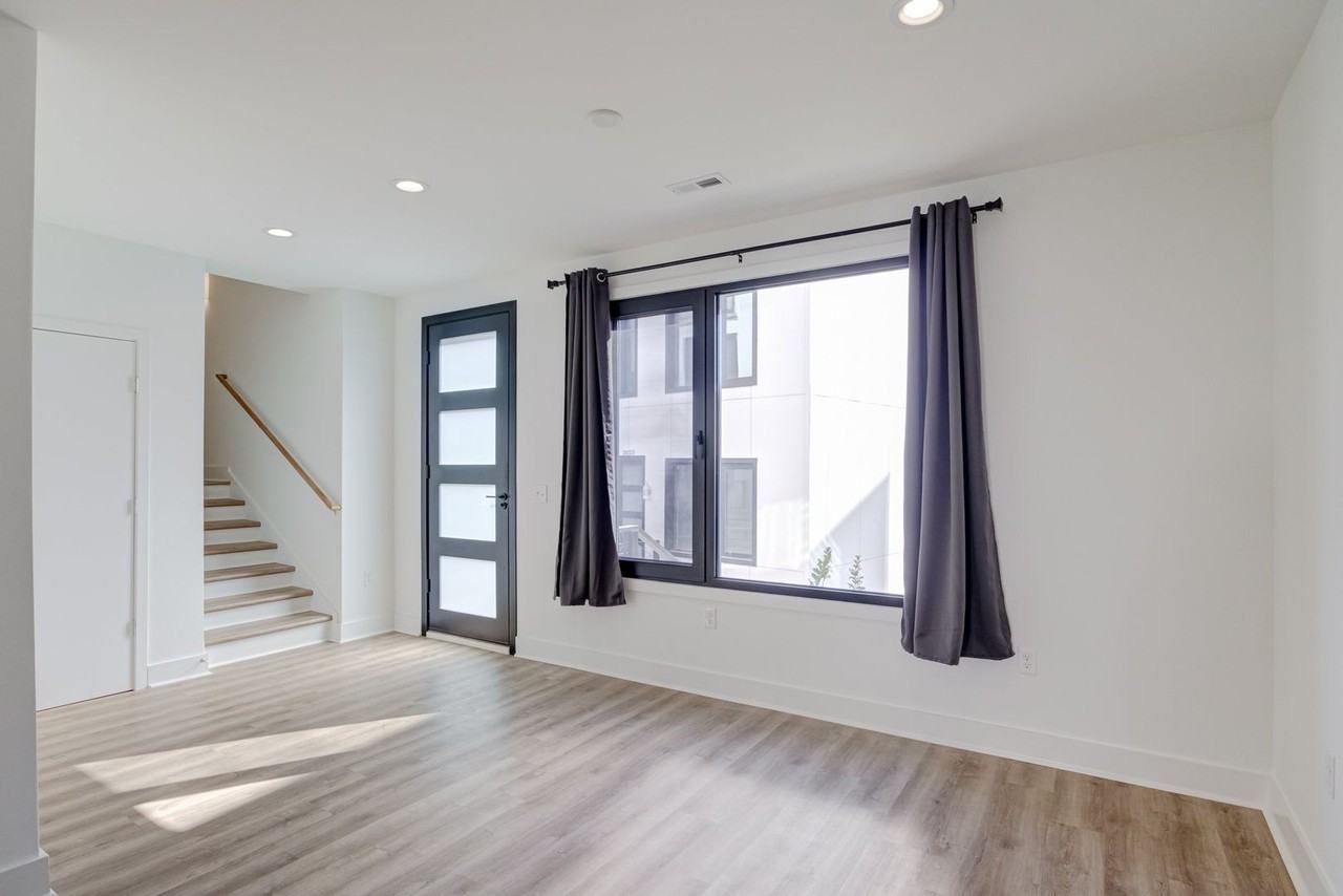 1110 Nova St - Photo 7 of 50