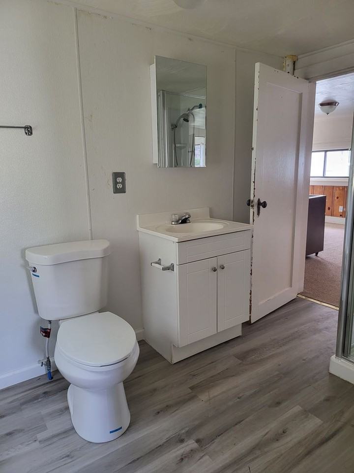 162 Blake St - Photo 3 of 14