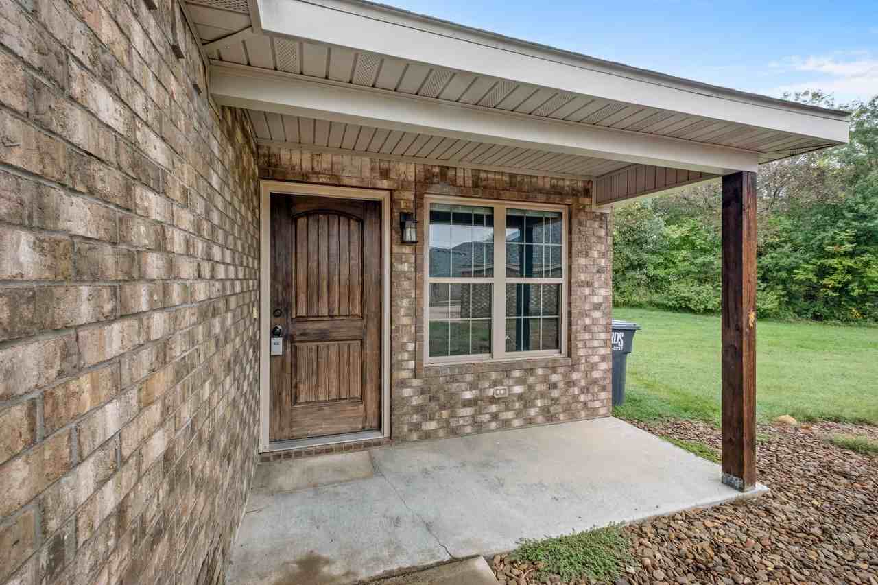 445 Oakwoods Dr Duplex - Photo 4 of 26