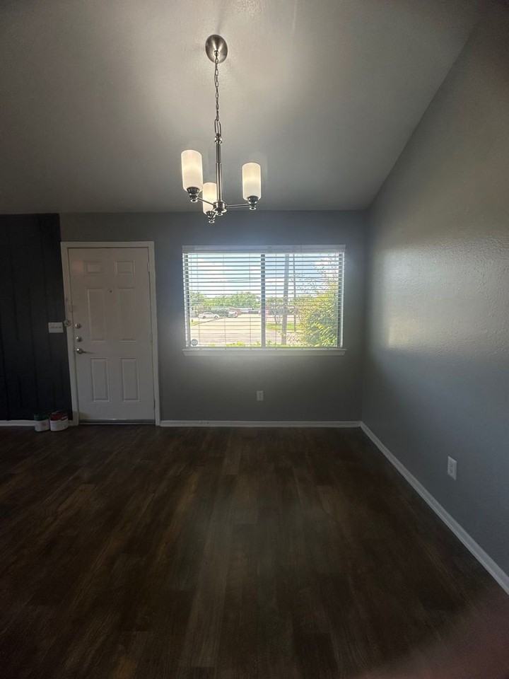 1100 Millview Dr #1201 - Photo 7 of 8