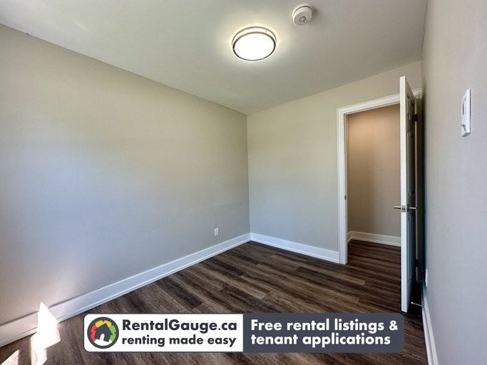 227 Victoria Ave - Photo 3 of 14