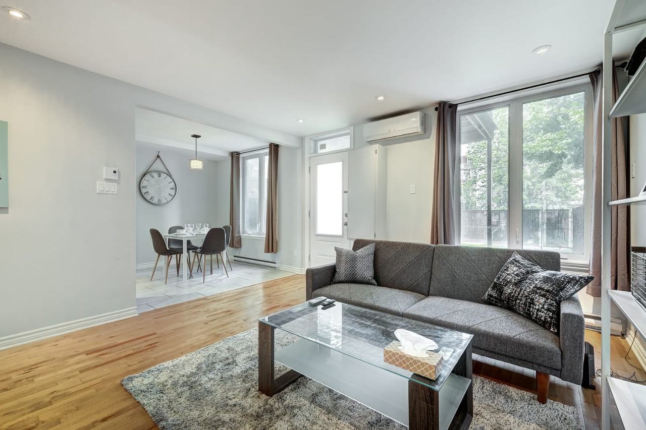 3702 Rue De Verdun - Photo 3 of 25