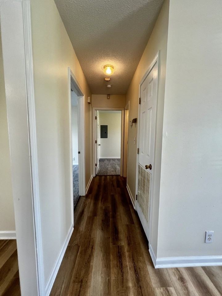 1118 Keith Ave - Photo 4 of 19