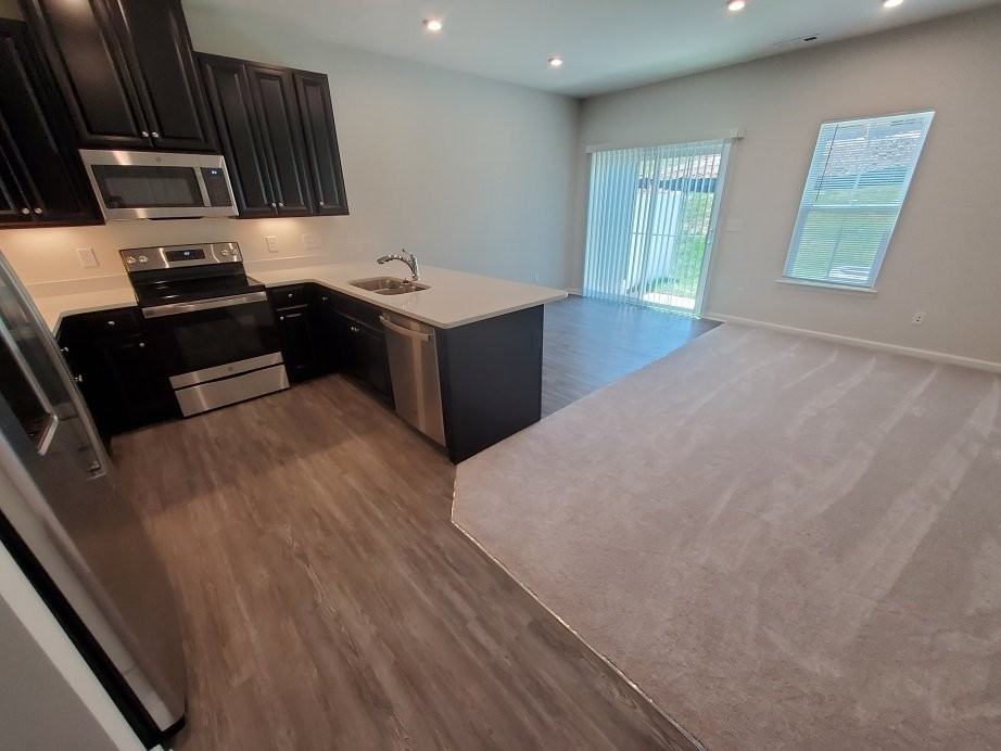 437 Killarney Park - Photo 3 of 22