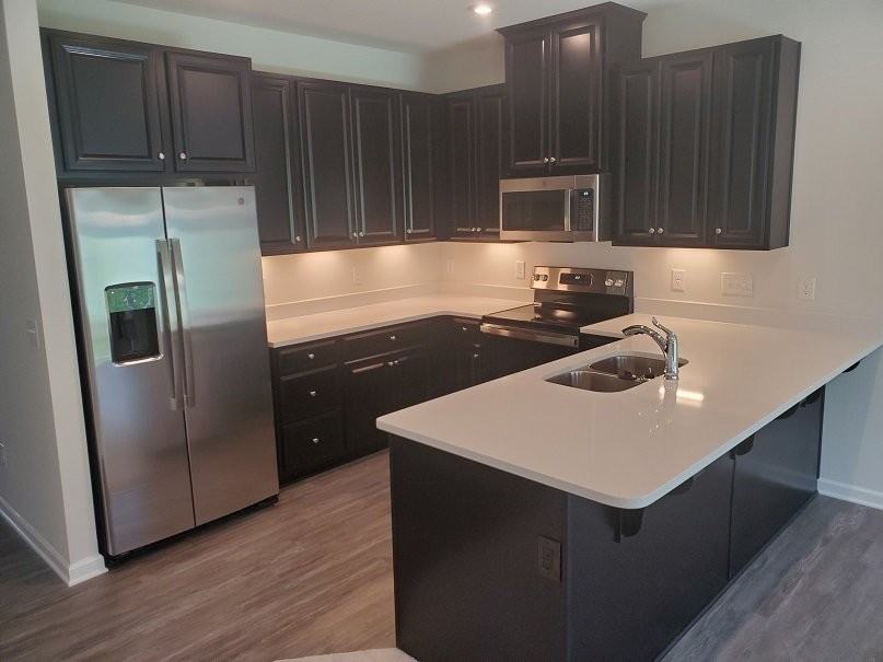 437 Killarney Park - Photo 4 of 22