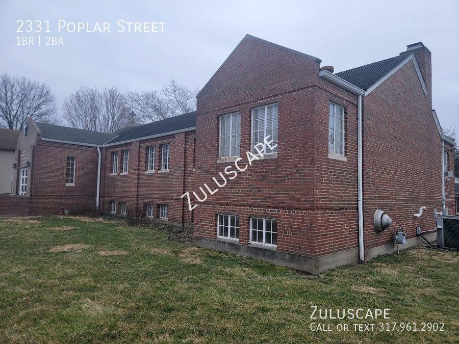 2331 Poplar St - Photo 2 of 9