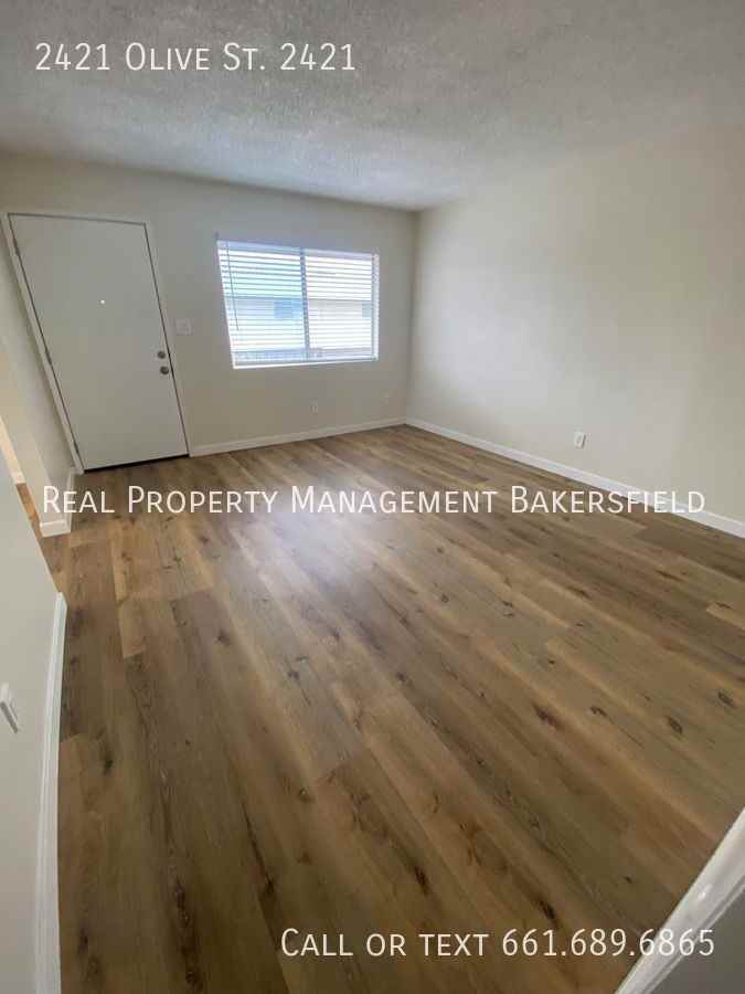 2421 Olive St - Photo 2 of 14