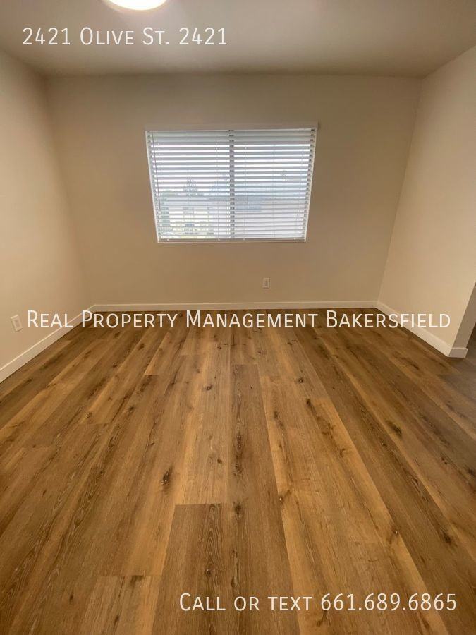 2421 Olive St - Photo 3 of 14