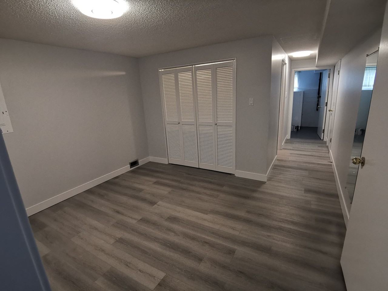 712 West 68th Avenue - Photo 4 of 13