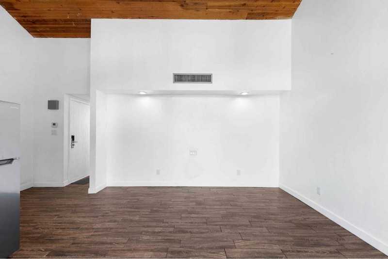 2265 Burnway Rd - Photo 3 of 10