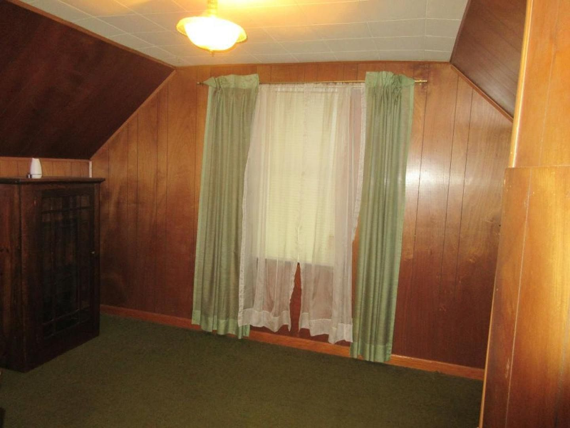 415 21st Ave N - Photo 3 of 11