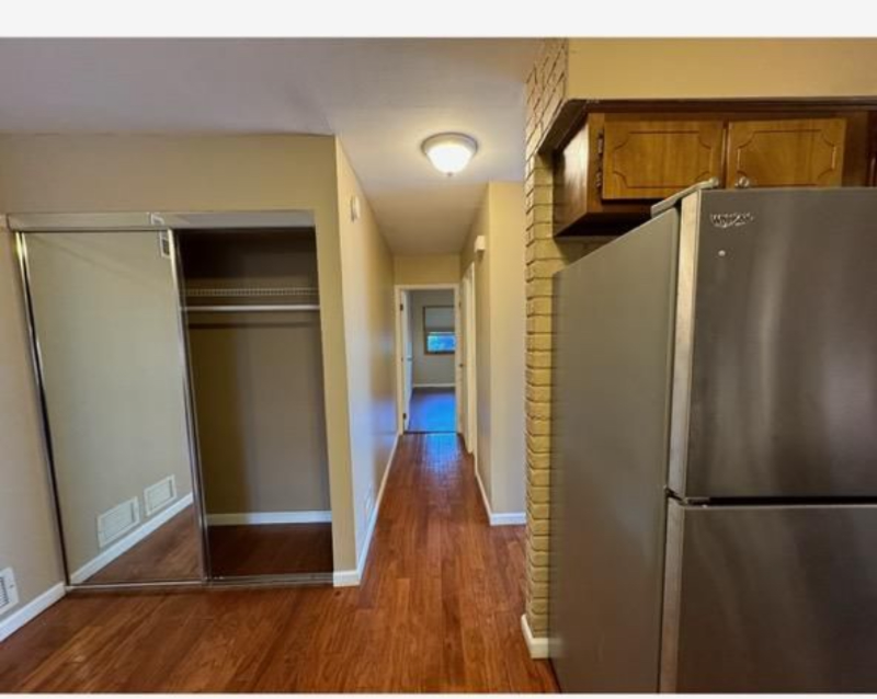 87 Amsterdam Ave - Photo 2 of 6