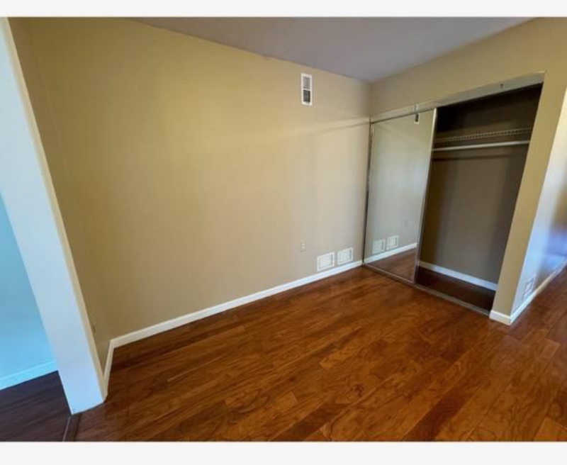 87 Amsterdam Ave - Photo 3 of 6