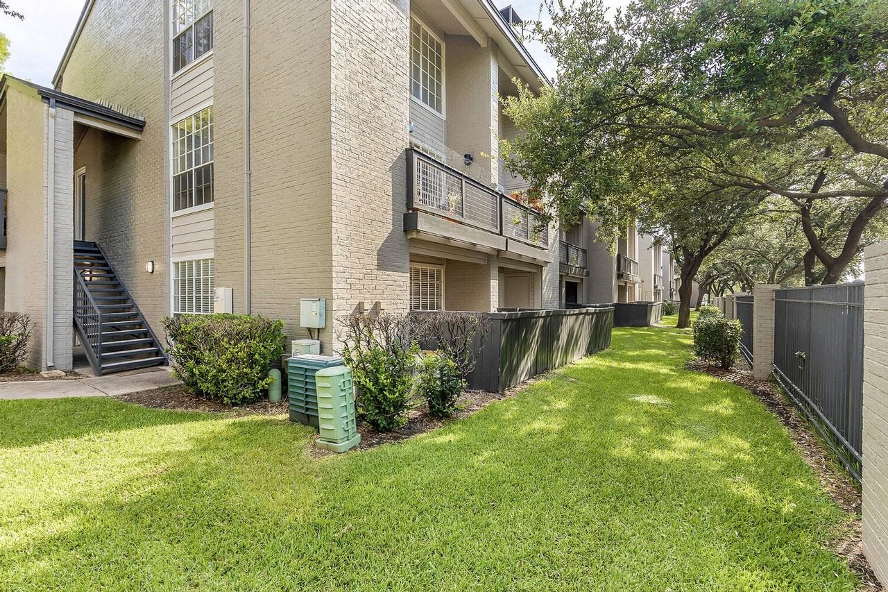 Landmark at Gleneagles Apartments 4909 Haverwood Ln, Dallas, TX 75287