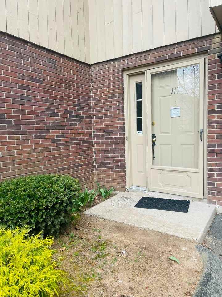 117 Mattabasset Dr - Photo 2 of 14