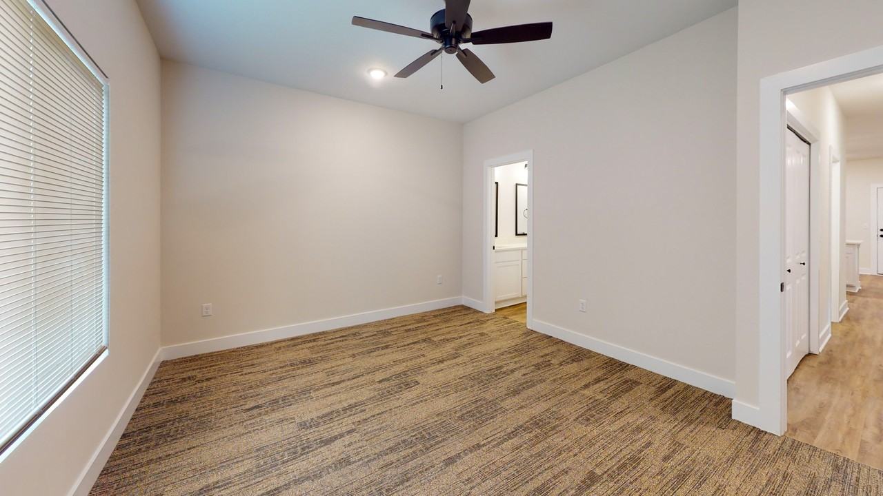 414 W Roger Ave #1 - Photo 3 of 38