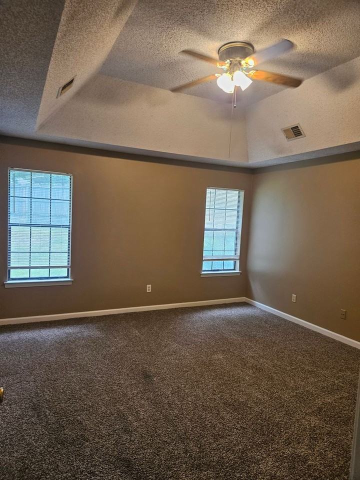 6947 Lagrange Cir S - Photo 2 of 15