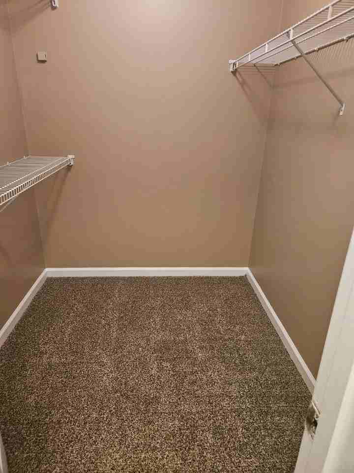 6947 Lagrange Cir S - Photo 4 of 15