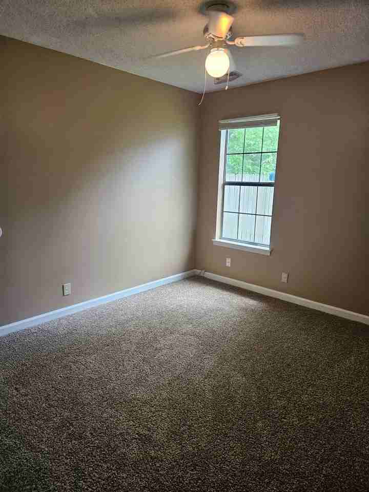 6947 Lagrange Cir S - Photo 5 of 15