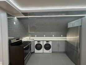 113 Lloyd - Photo 1 of 1
